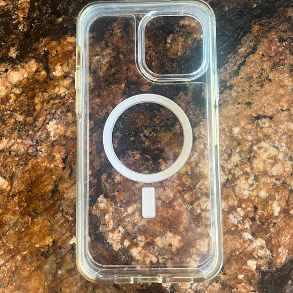 Mag Safe bundle! - Picture 7 of 13